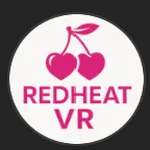 Un logotipo de RedHeatVR, con fondo blanco y un icono rosa de dos cerezas. Sirve como símbolo de los trabajos de personajes virtuales y las series de vídeos de la marca.