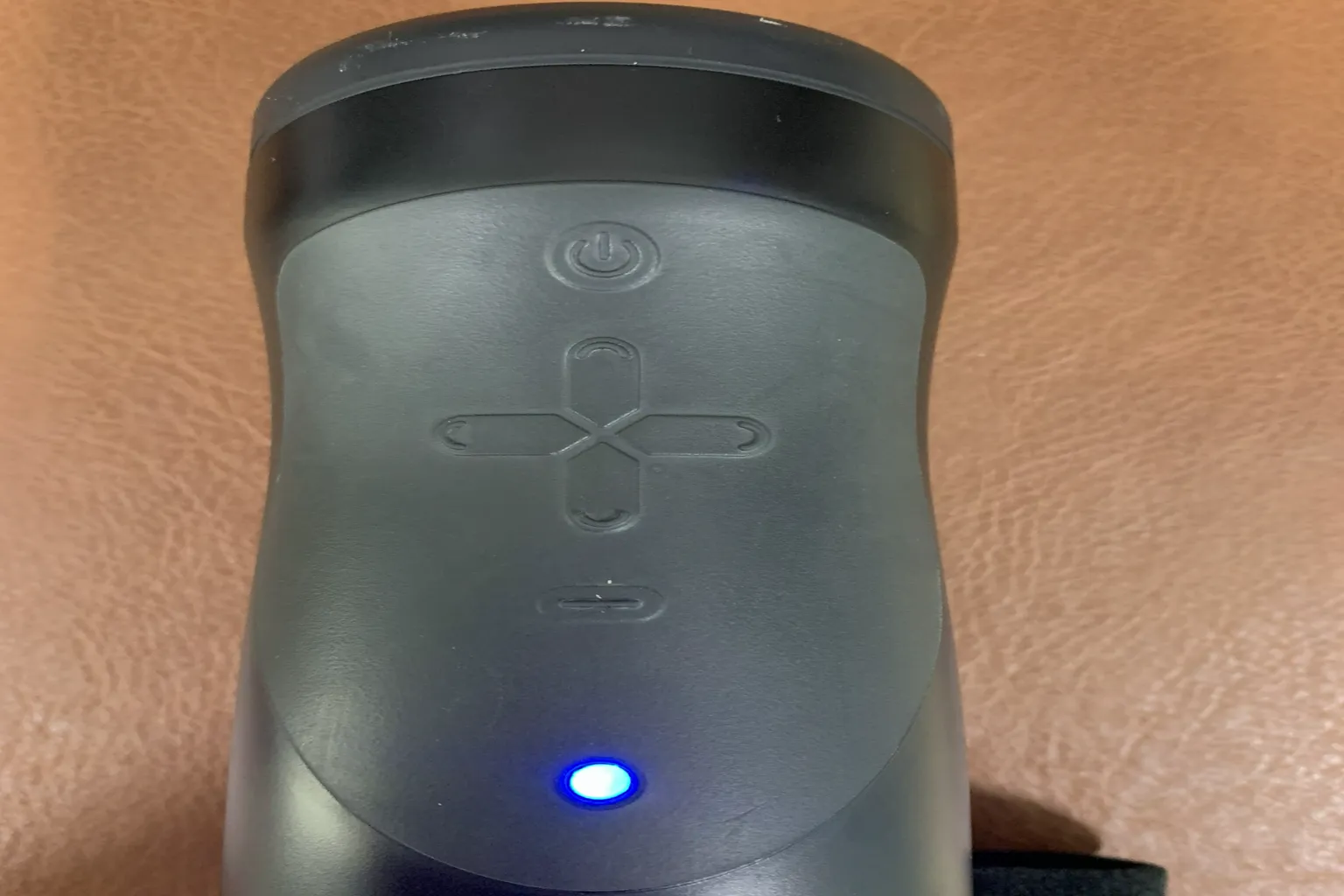 Botones de The Handy con el botón arriba y el botón de función señalados.