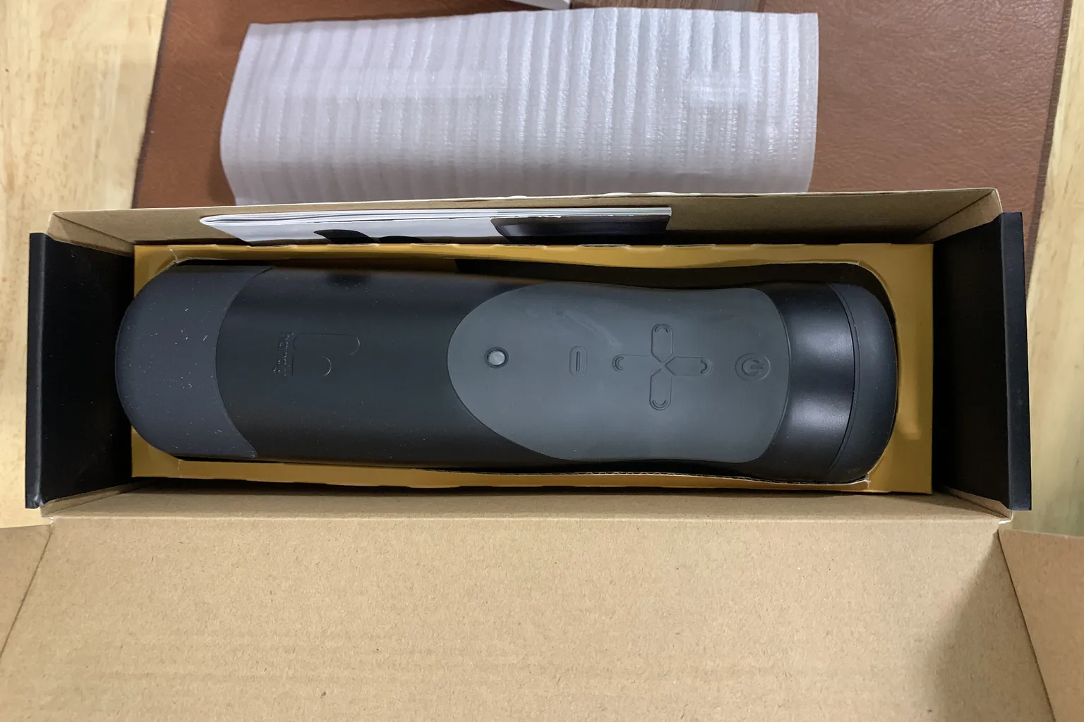 The Handy dentro de la caja durante el unboxing